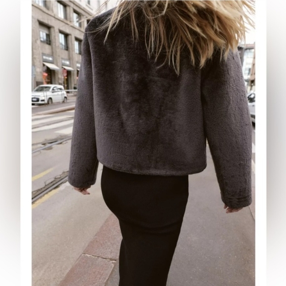 Zara Faux Fur Jacket With Fireman Claps NWR - Picture 15 of 15